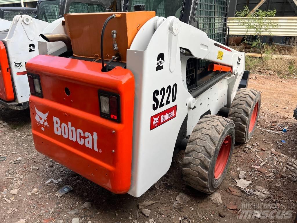 Bobcat S220 Chargeuse compacte