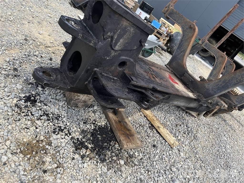 John Deere 1510E Autres accessoires pour matériel forestier