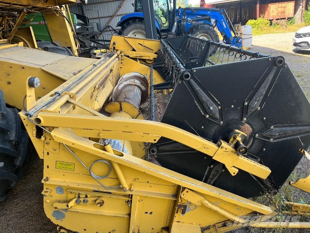 New Holland 8030 Moissonneuse batteuse