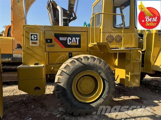 CAT 966 F Chargeuse sur pneus