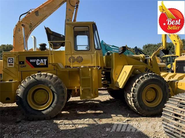 CAT 966 F Chargeuse sur pneus