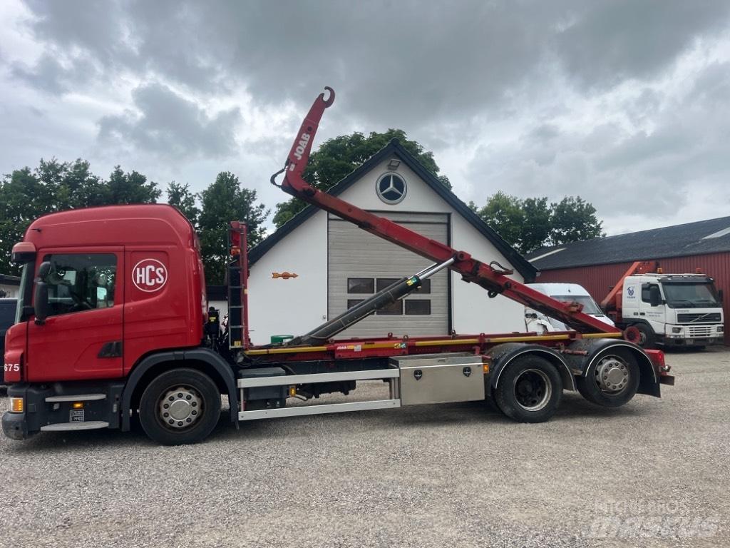 Scania P 320 Camion ampliroll