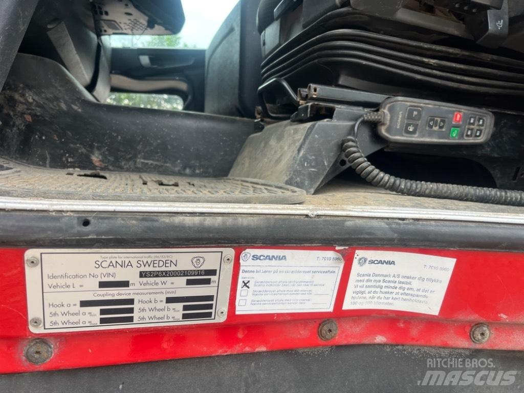 Scania P 320 Camion ampliroll