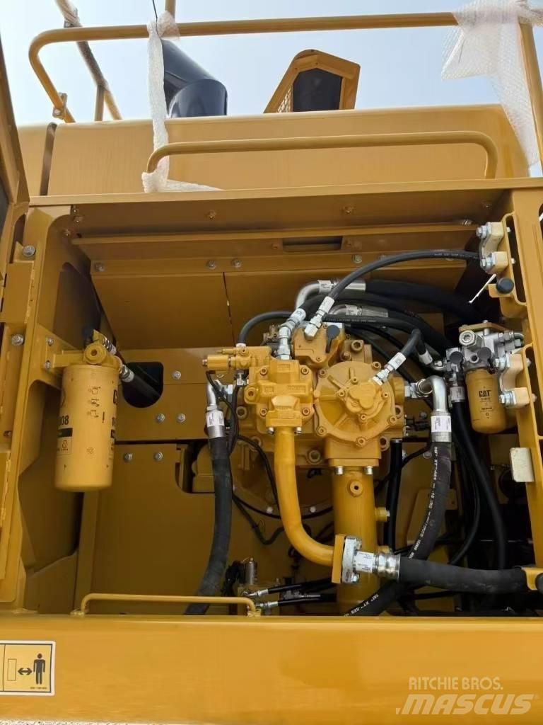 CAT 349 D L Pelle sur chenilles