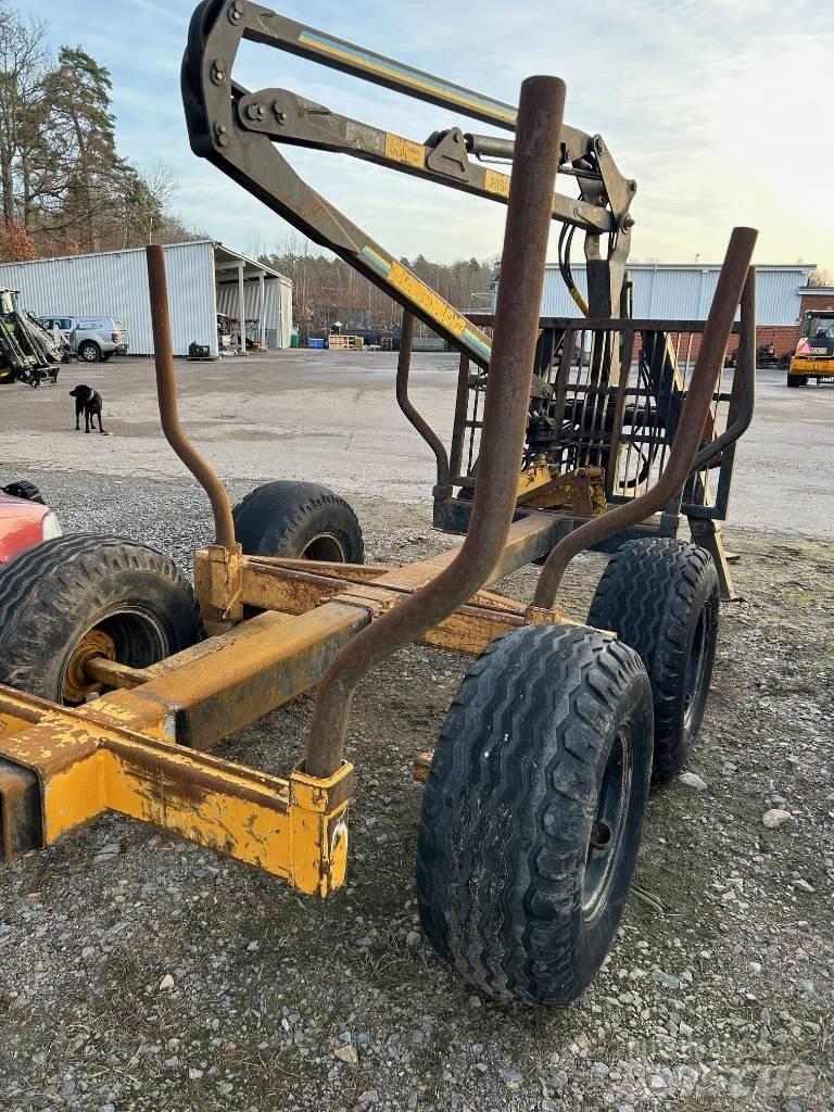Mowi 2046 Remorque forestière avec grue