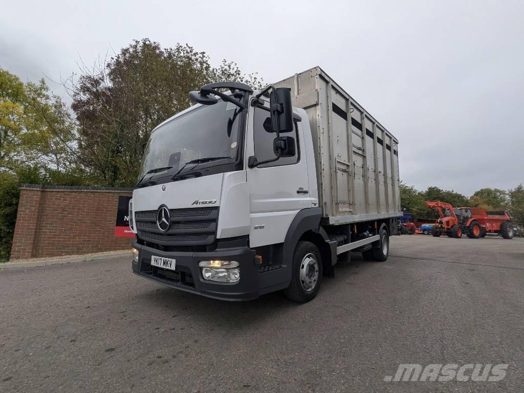 Mercedes-Benz 816 Camion Fourgon