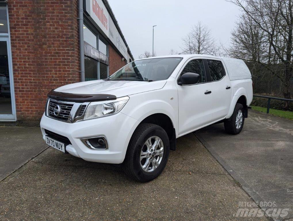 Nissan Navara Utilitaire benne