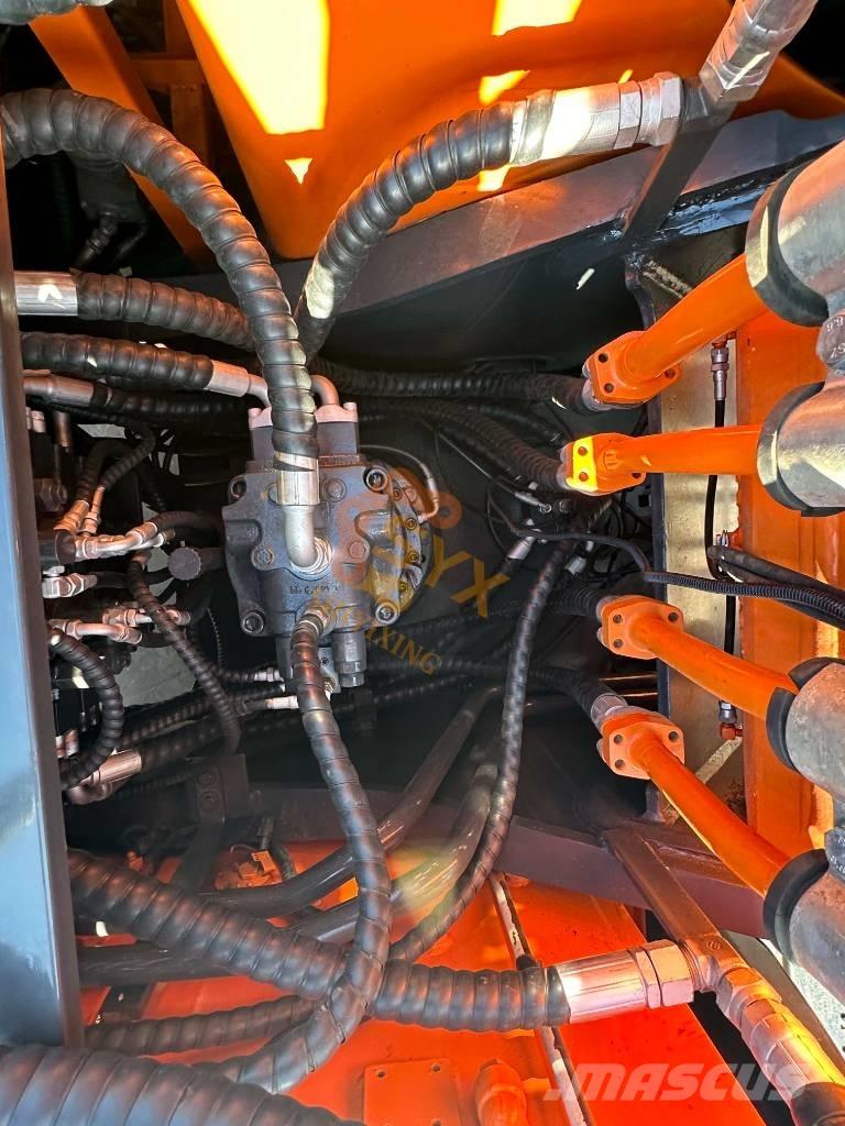 Doosan DX 225 LCA Pelle sur chenilles