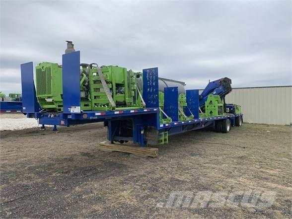  CRANEWORKS INC Semi remorque surbaissée