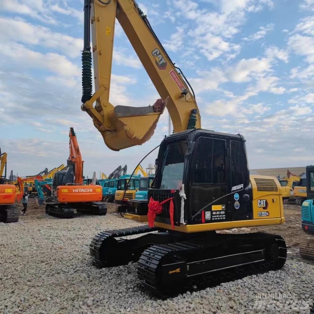 CAT 312 D2 Pelle sur chenilles