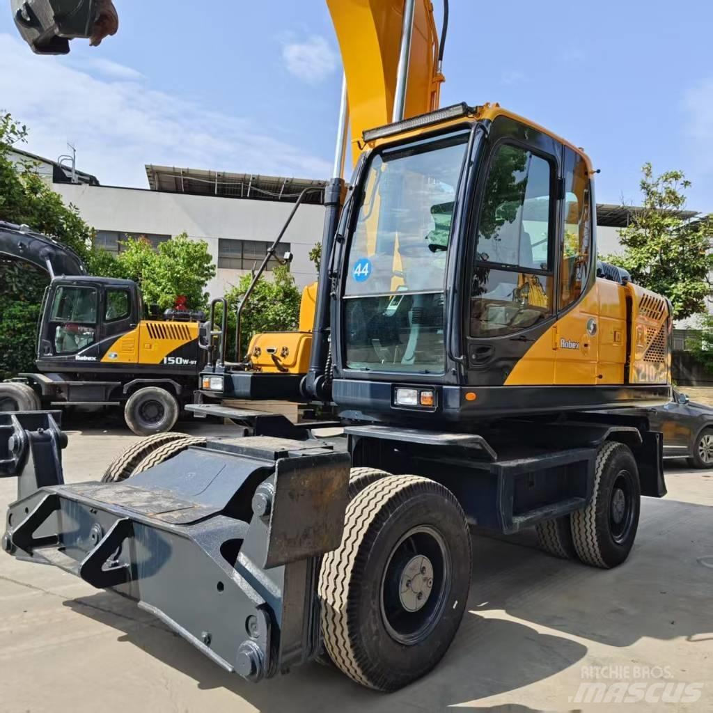 Hyundai 210w-9 Pelle sur pneus