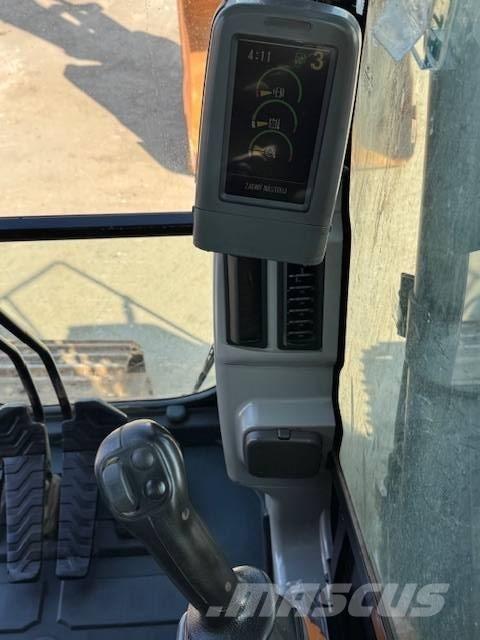 CAT 321 D CR Pelle sur chenilles