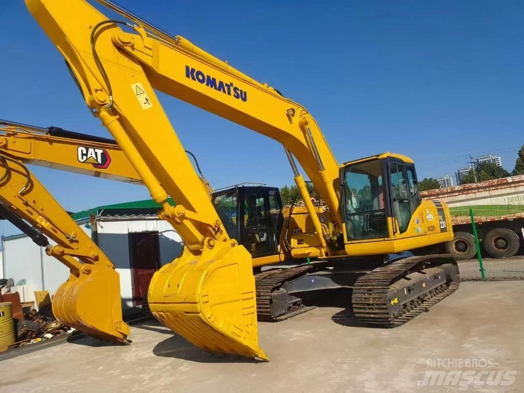 Komatsu PC 220 Pelle sur chenilles