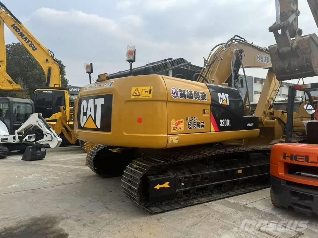 CAT 320 D L Pelle sur chenilles
