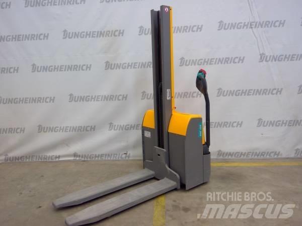 Jungheinrich EMC 110 Gerbeur accompagnant