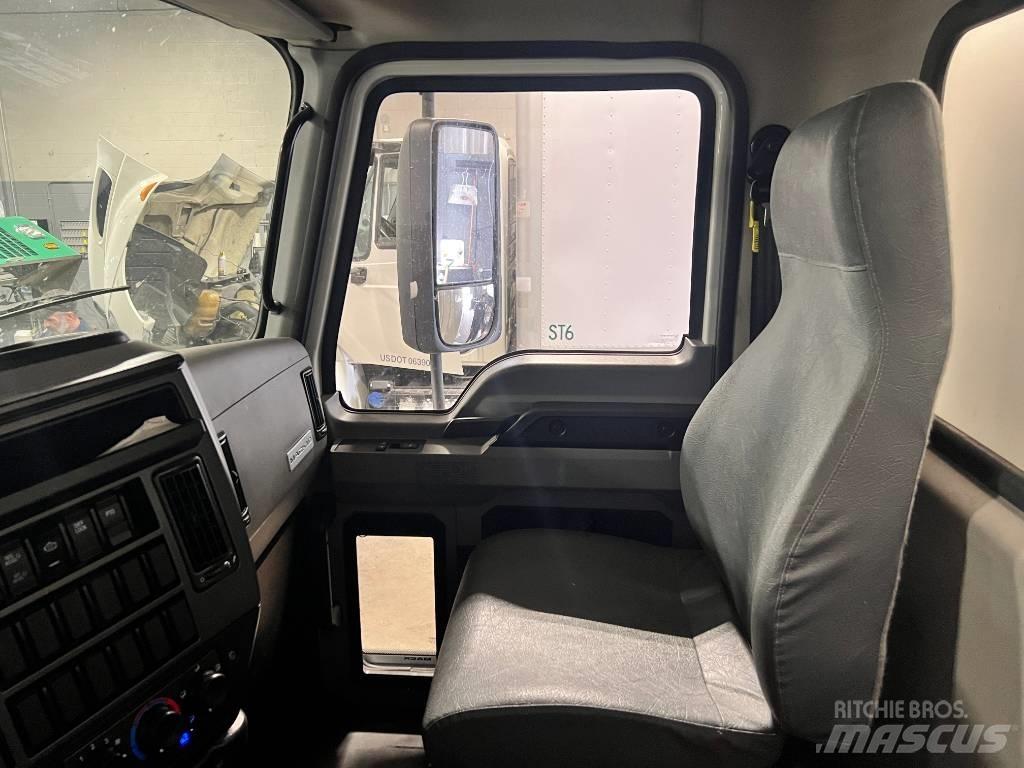 Mack MD 6 Camion Fourgon