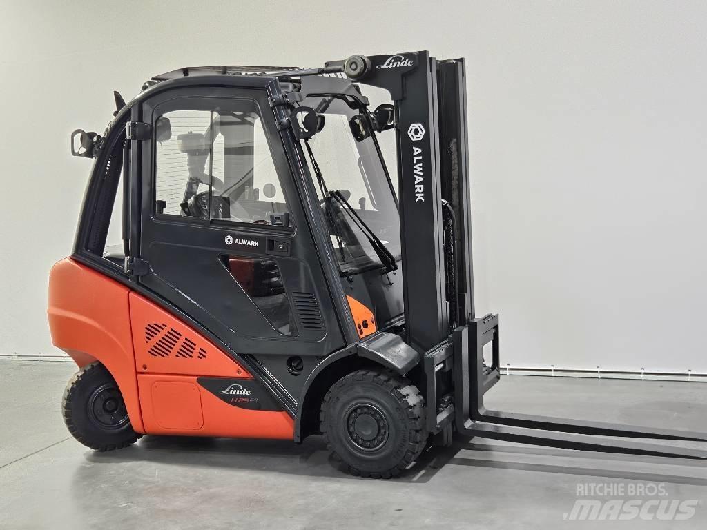 Linde H25D Chariots diesel