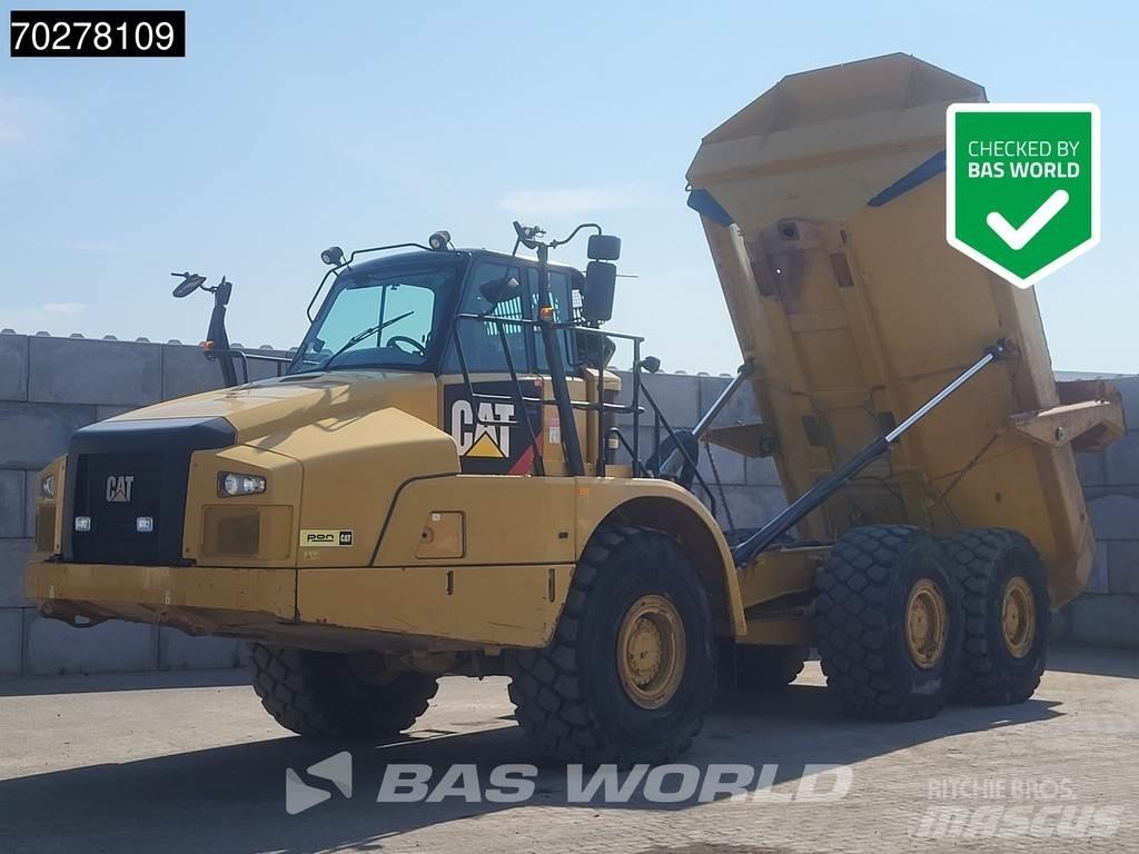 CAT 735 C Tombereau articulé