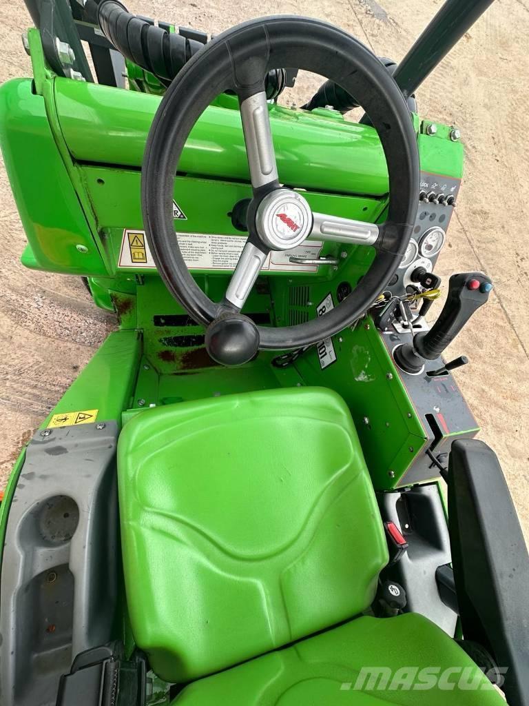 Avant 423 Chargeuse multifonction