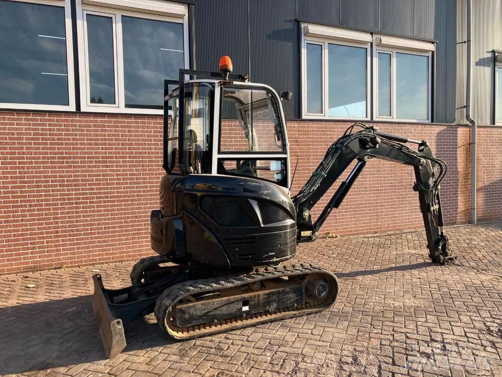 Messersi M28UC Mini pelle < 7t