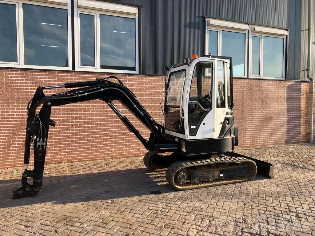Messersi M28UC Mini pelle < 7t