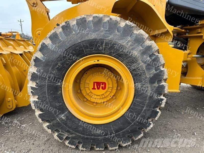 CAT 966H Chargeuse sur pneus