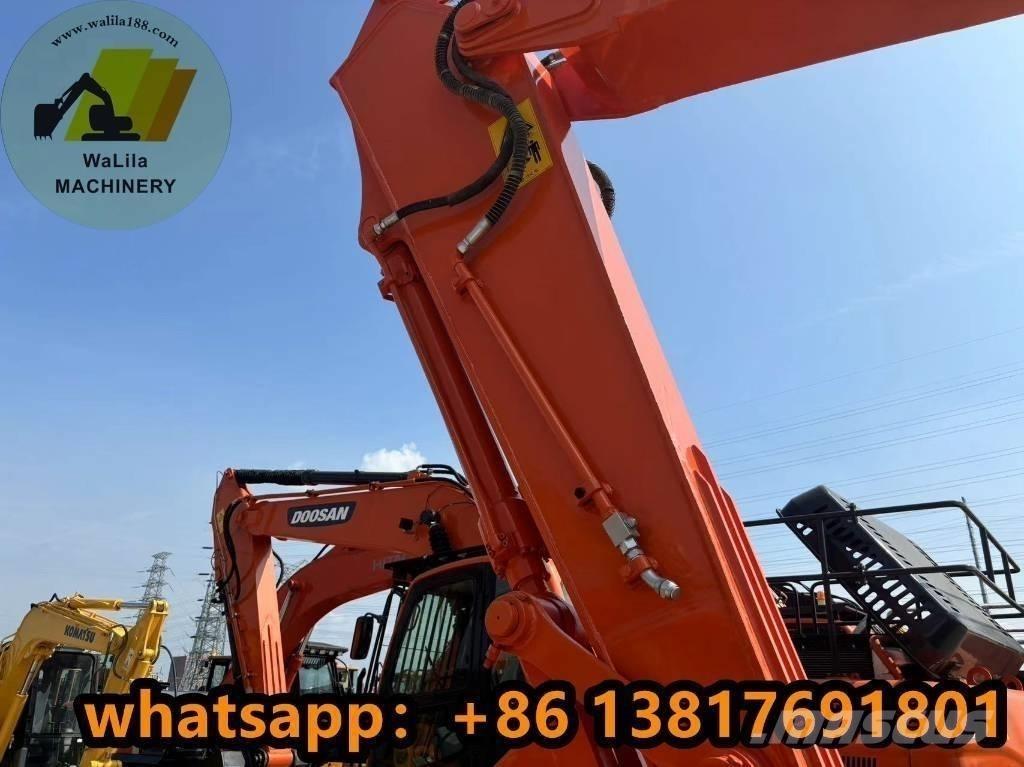 Hitachi ZX 210 Pelle sur chenilles