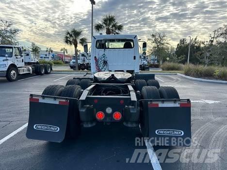 Freightliner M2 Tracteur routier