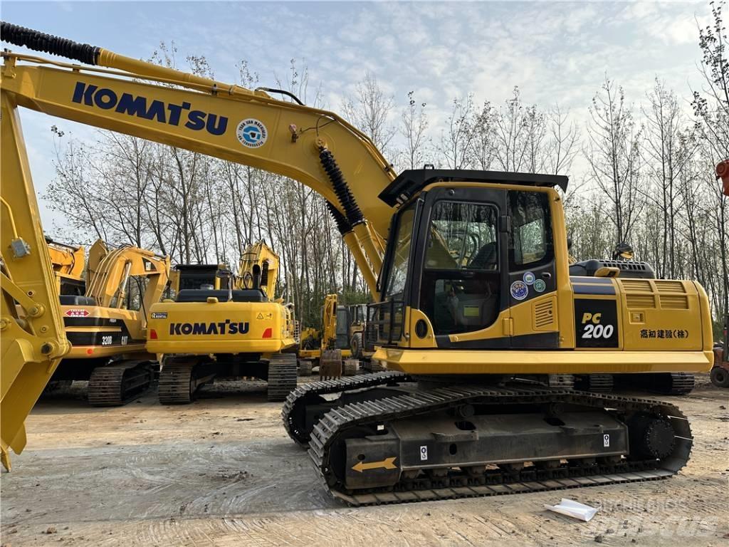 Komatsu PC200-8 Pelle sur chenilles