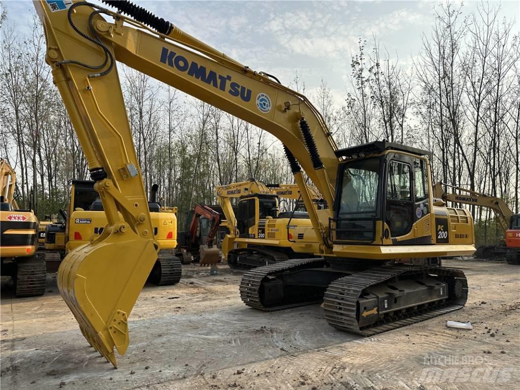 Komatsu PC200-8 Pelle sur chenilles