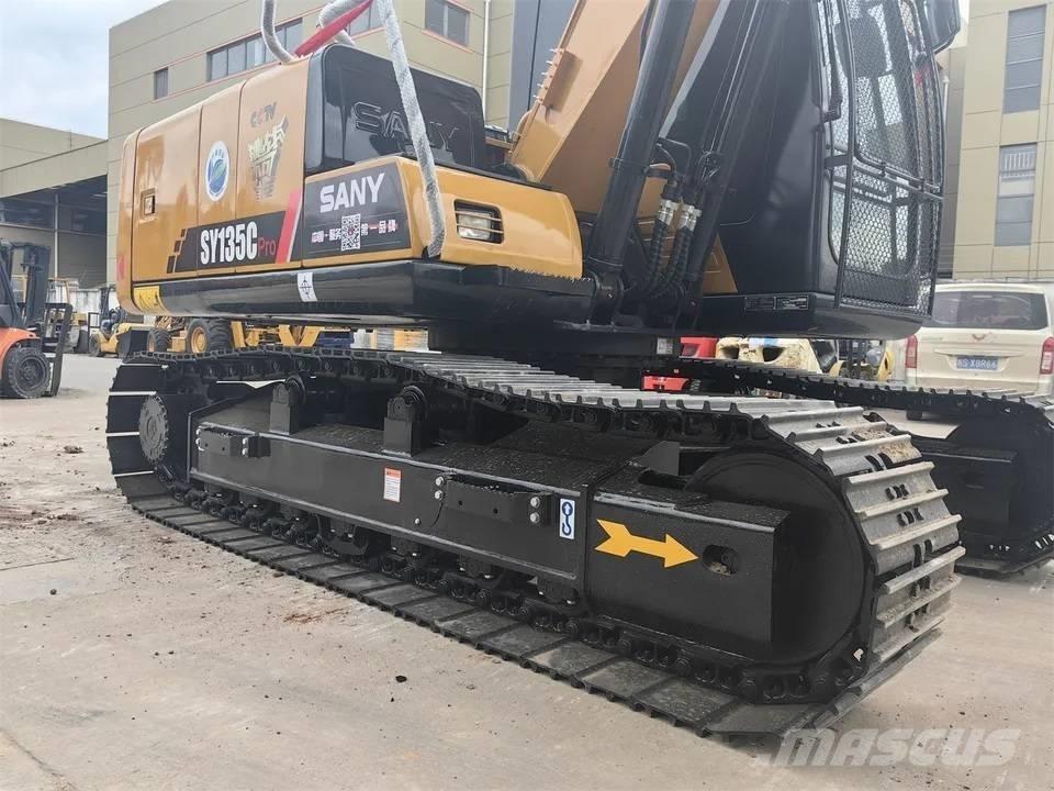Sany SY135C Pelle sur chenilles