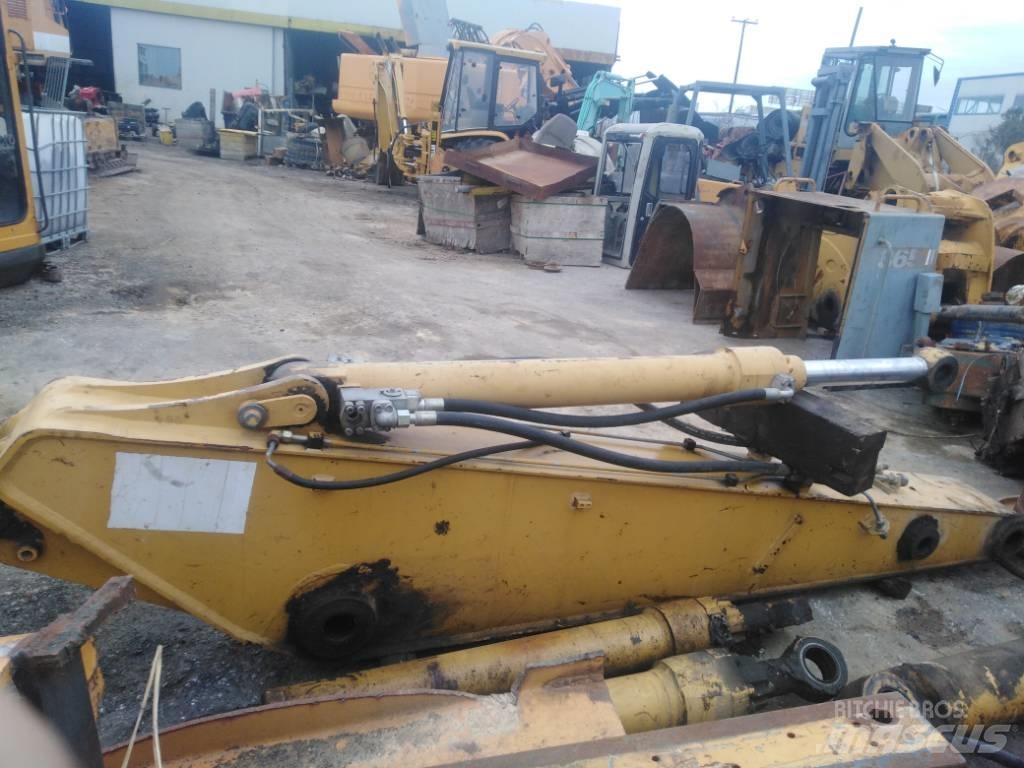 CAT M 318 Châssis et suspension
