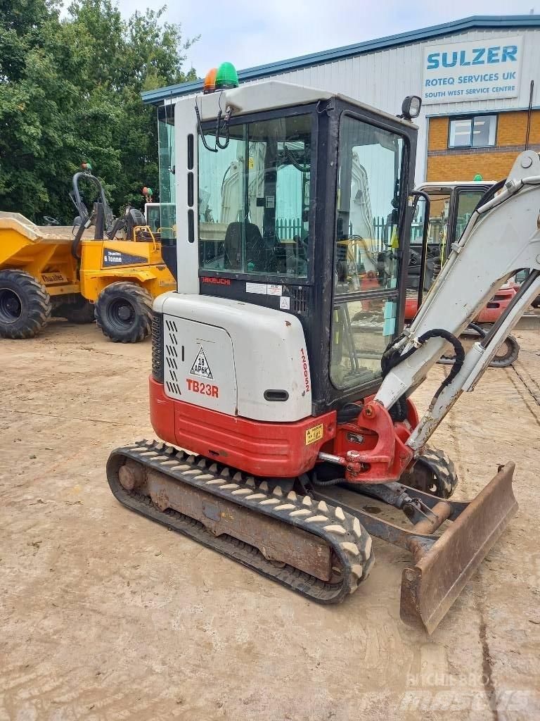 Takeuchi TB 23 R Mini pelle < 7t