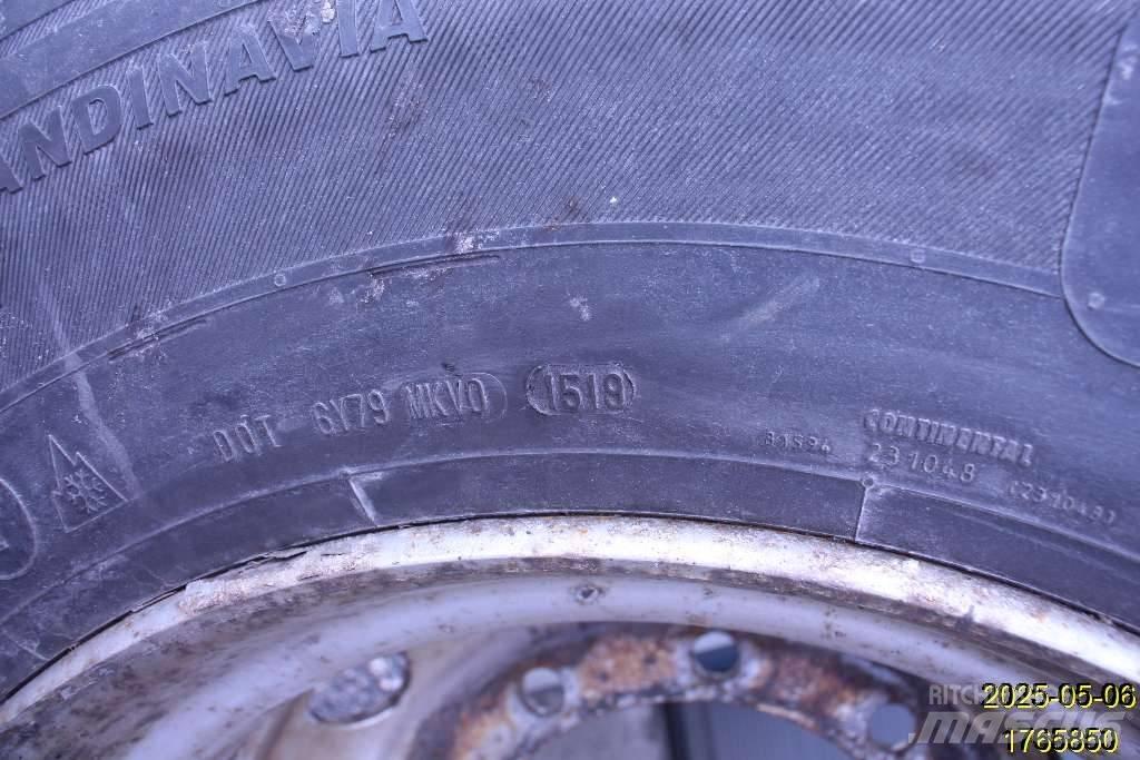  Entreprenad Däck Pneus, roues et jantes
