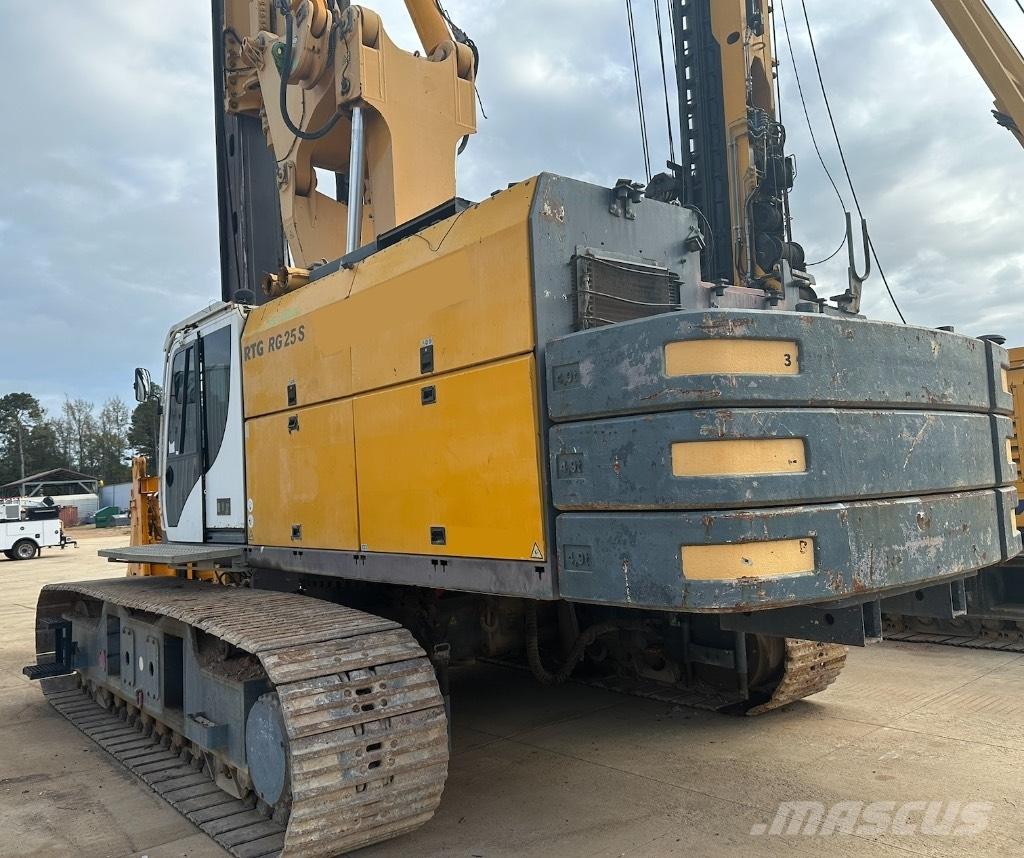 Bauer RTG RG 25 S Foreuse