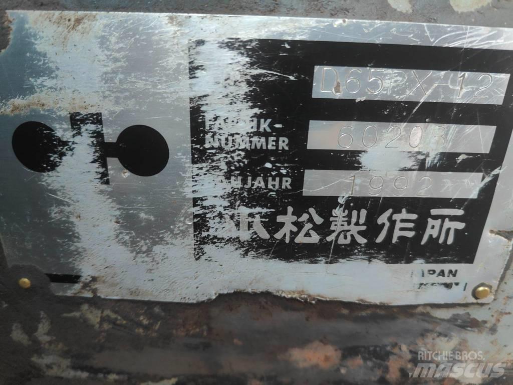 Komatsu D 65 PX-12 Bouteurs sur chenilles