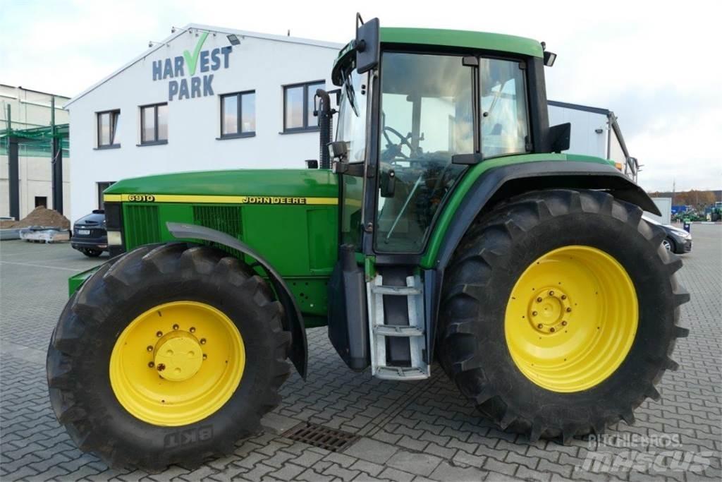 John Deere 6910 Tracteur