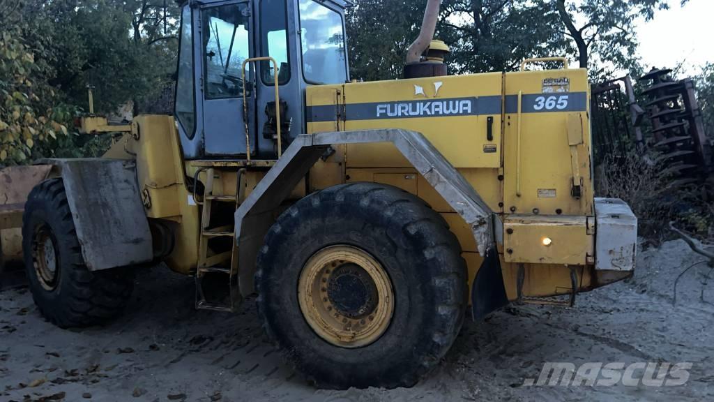 Furukawa 365 Châssis et suspension