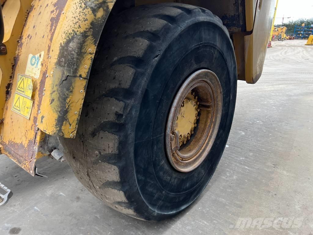 CAT 735 Tombereau articulé