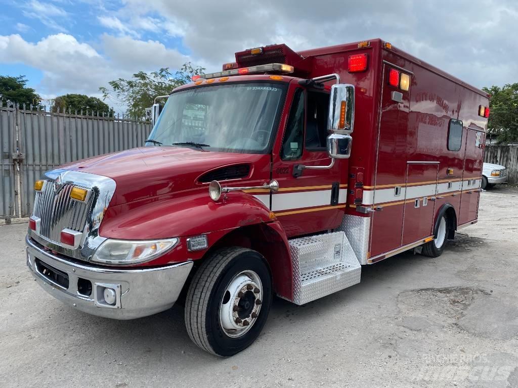 International 4300 Ambulance