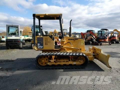 Komatsu D21P-8EO Bouteurs sur chenilles