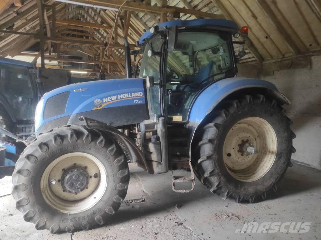 New Holland T 7.210 Tracteur