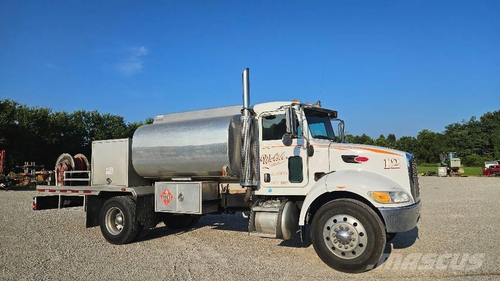Peterbilt PB335 Motrici cisterna