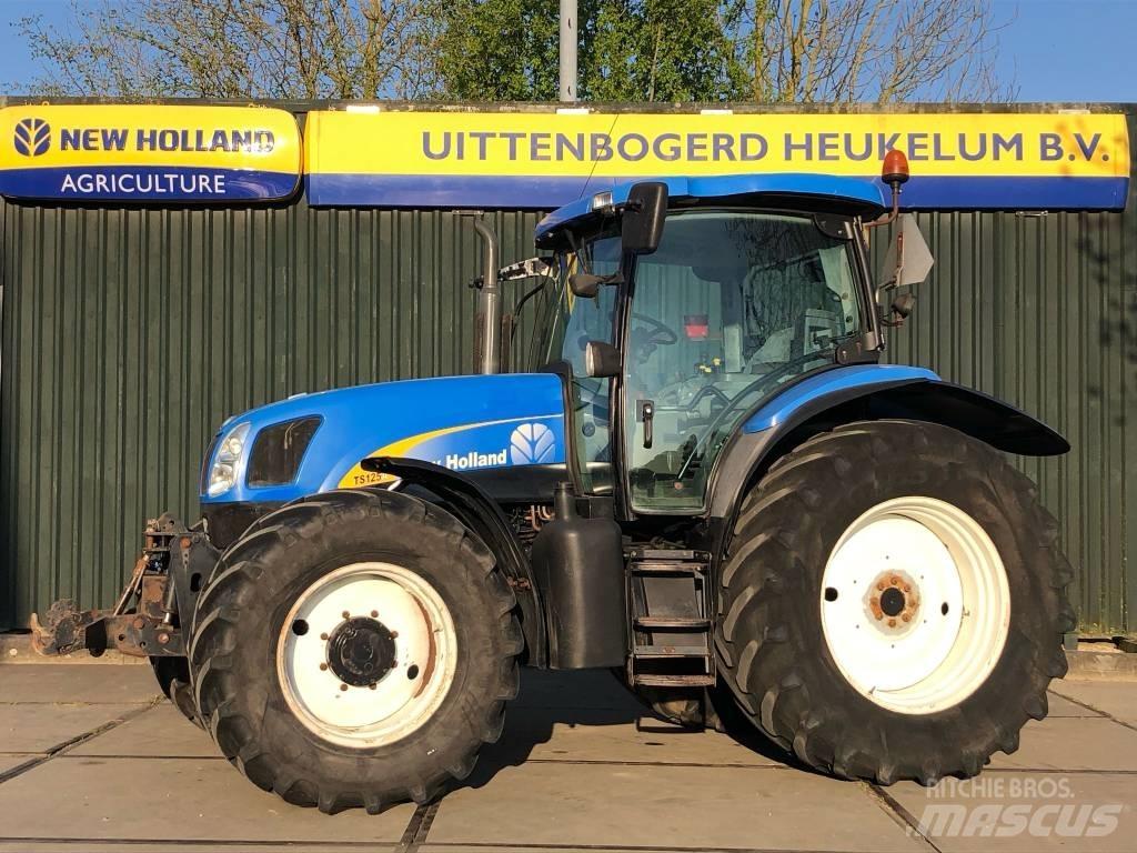 New Holland TS 125 A Tracteur