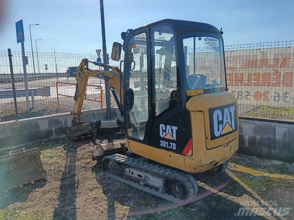 CAT 301.7D Mini pelle < 7t