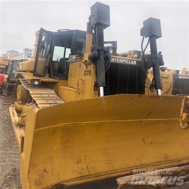 CAT D 7 R Bouteurs sur chenilles