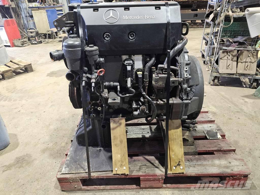 Mercedes-Benz LA904 Moteur