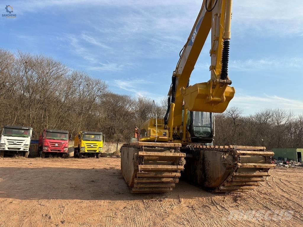 CAT 320 C L Pelles amphibies