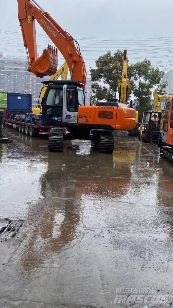 Hitachi ZX 210 Pelle sur chenilles