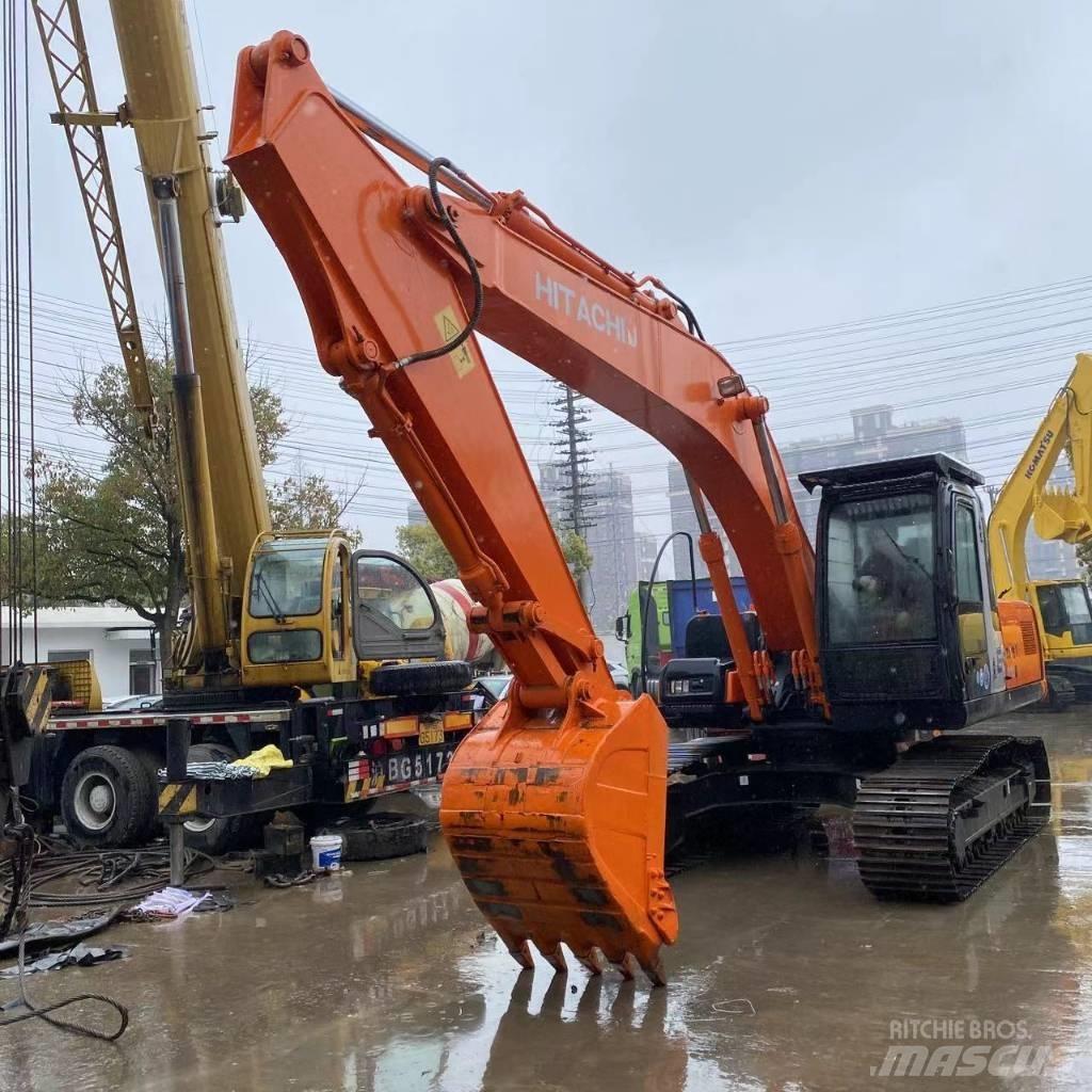 Hitachi ZX 210 Pelle sur chenilles